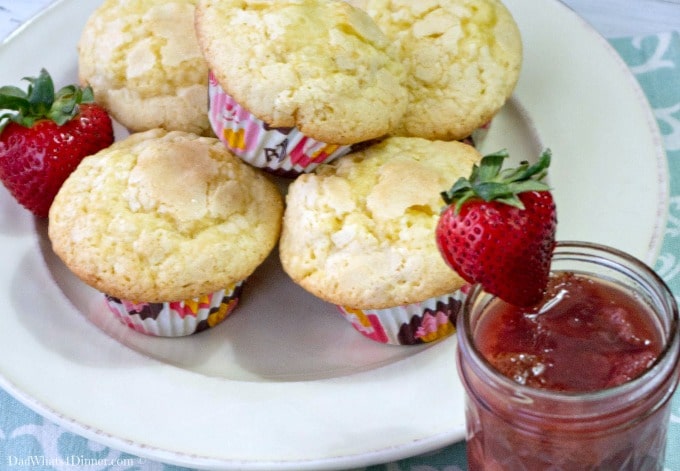 Strawberry Sugar Desserts is the final breakfast or dessert. The sauce is made with fresh strawberries and served over sweet sugar cookie muffin.  Strawberry Sugar Biscuits Strawberry Sugar Muffins 5