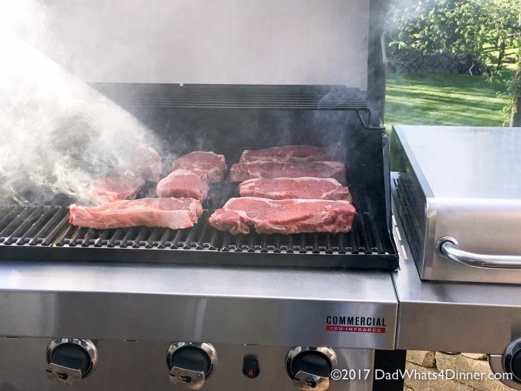 You will be the master of your backyard when you learn how to Grill the Perfect Steak using Char-Broil’s Commercial Series TRU-Infrared Gas Grill! #NowYoureCookin @Char-Broil #ad 